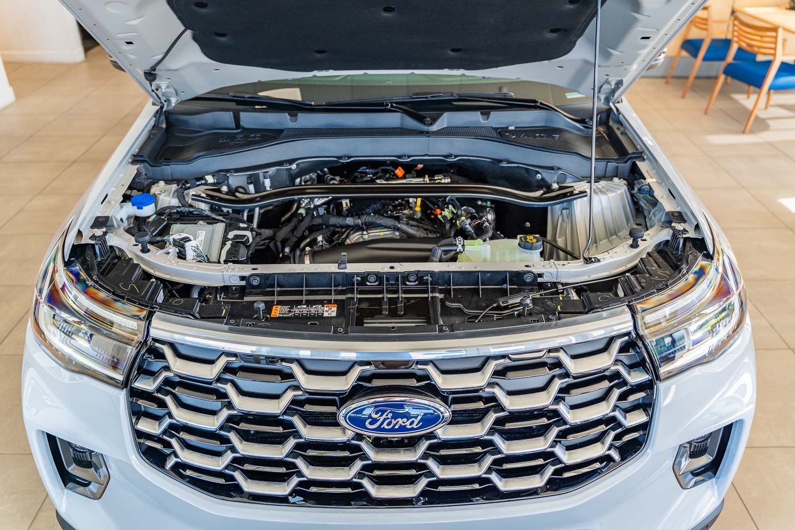 2025 Ford Explorer Platinum photo 13