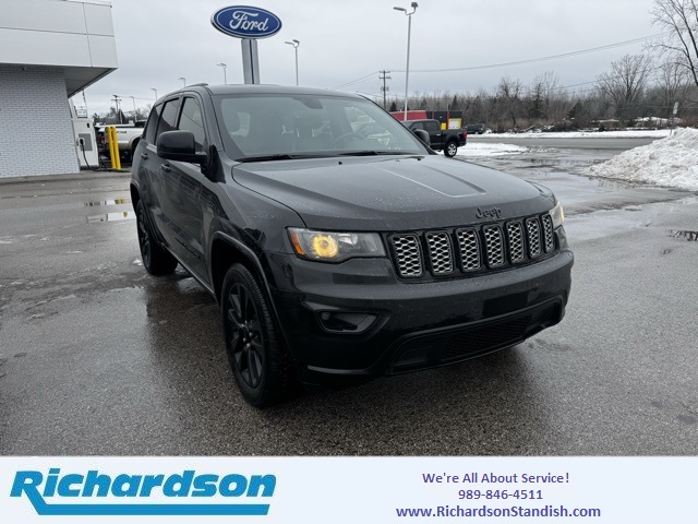 2019 Jeep Grand Cherokee Altitude's photo