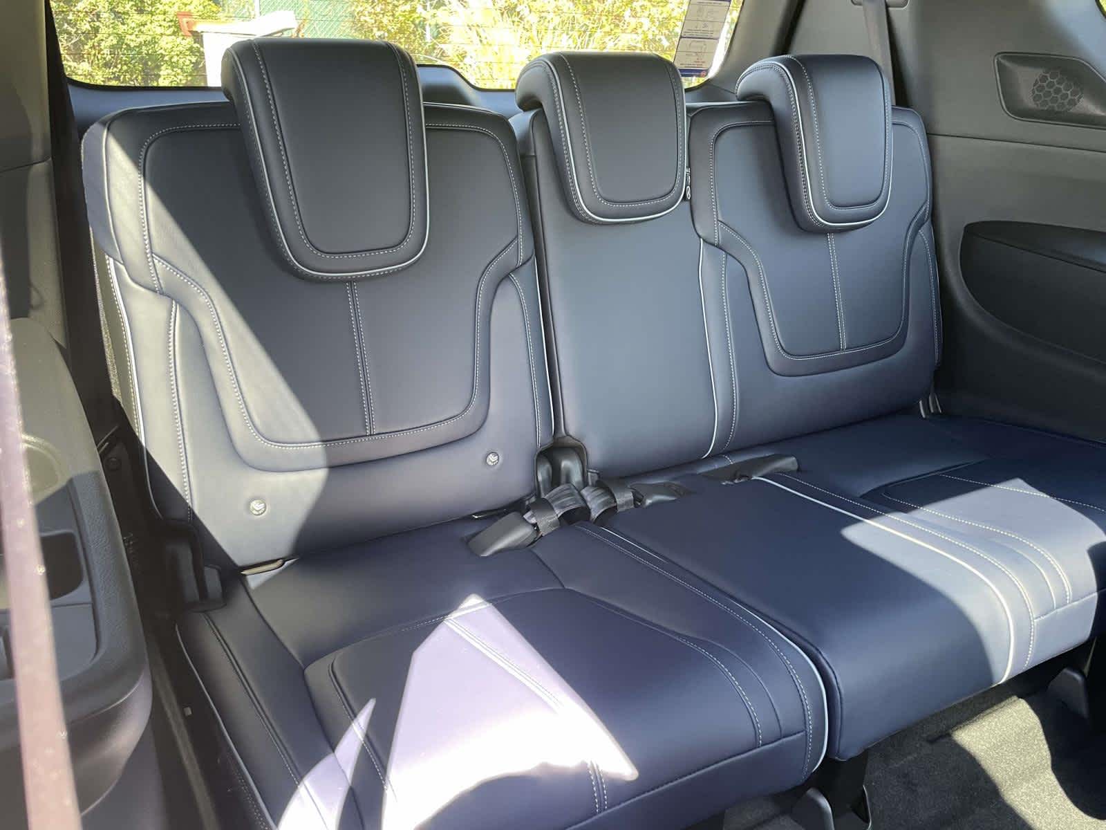 2026 Infiniti QX80 Sensory photo 16