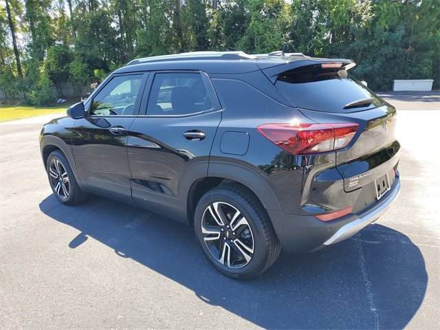 2025 Chevrolet Trailblazer LT photo 4