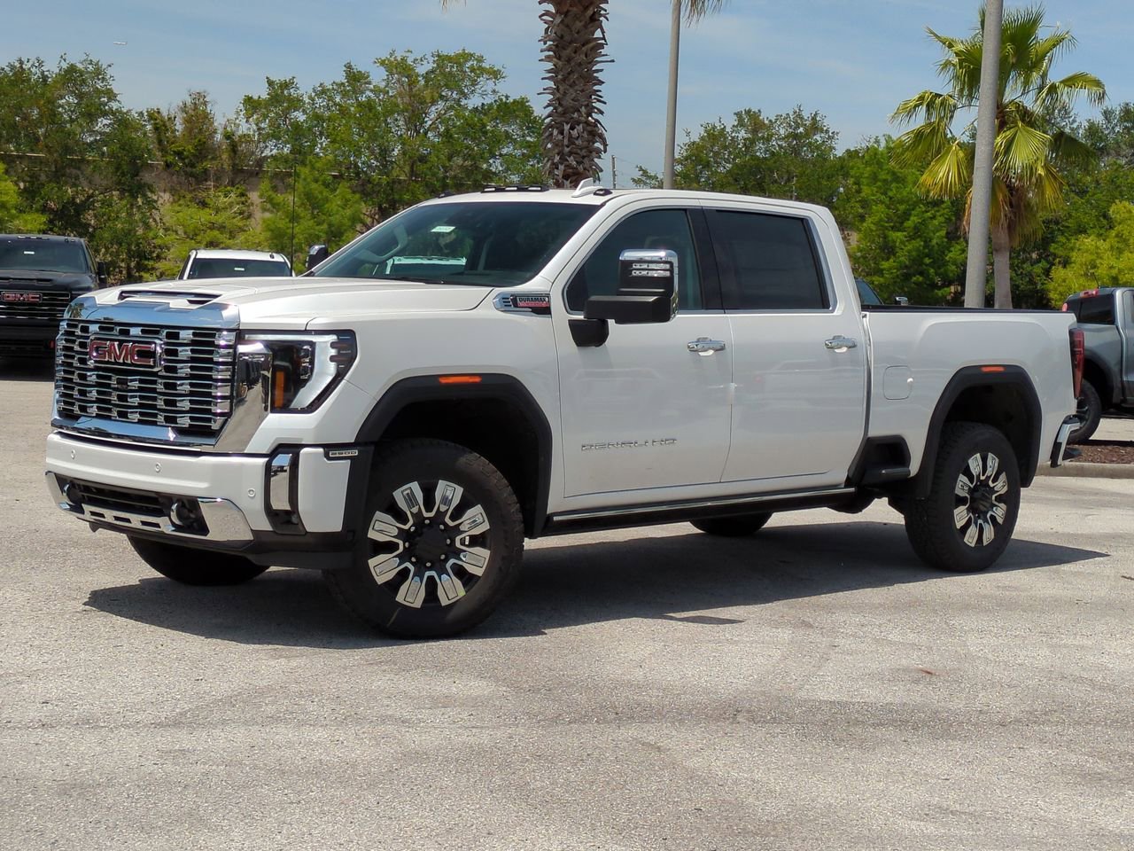 2025 GMC Sierra 2500HD Denali's photo