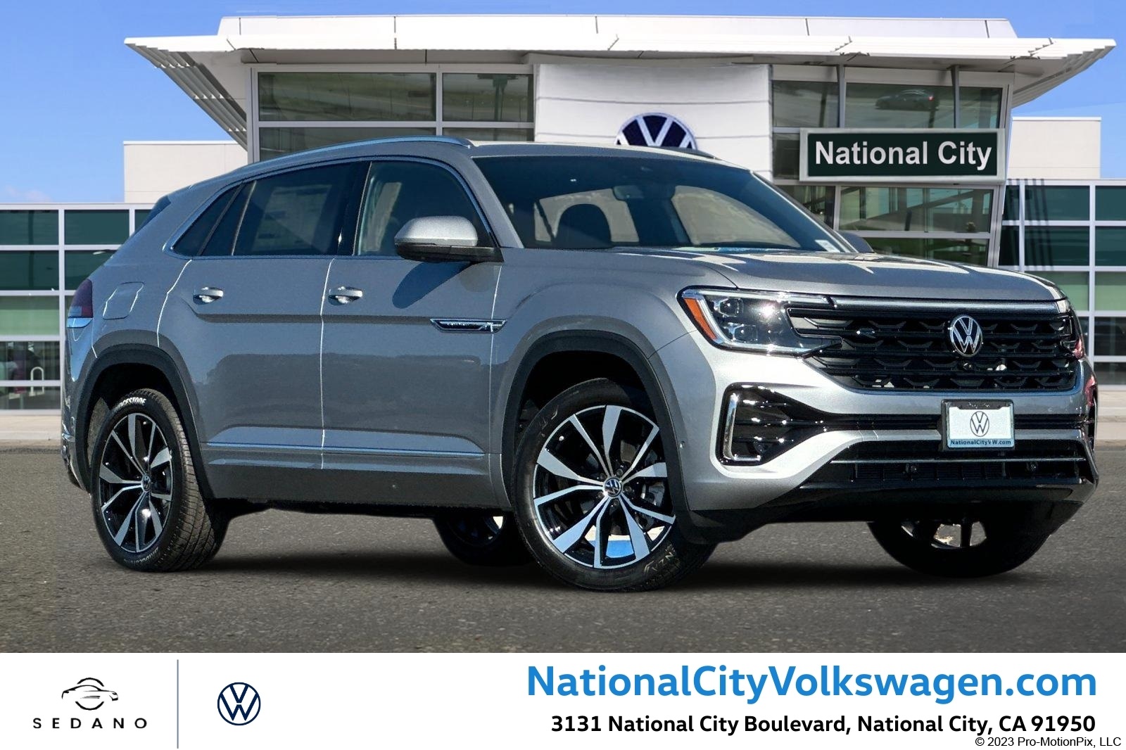 2025 Volkswagen Atlas Cross Sport SEL Premium R-LINE's photo