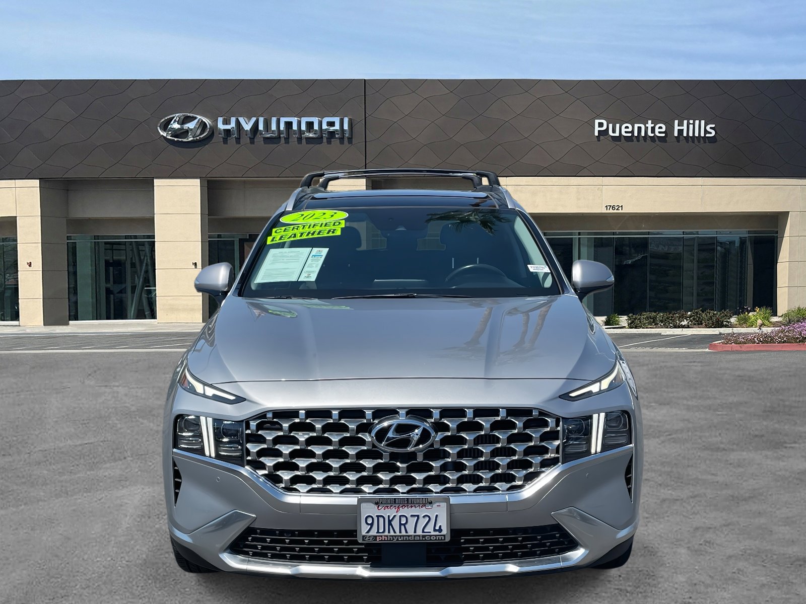 2023 Hyundai Santa Fe Limited photo 2