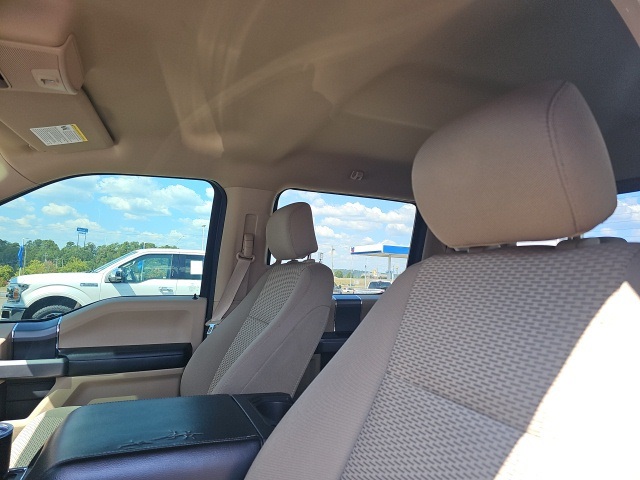 2018 Ford F-150 XLT photo 14