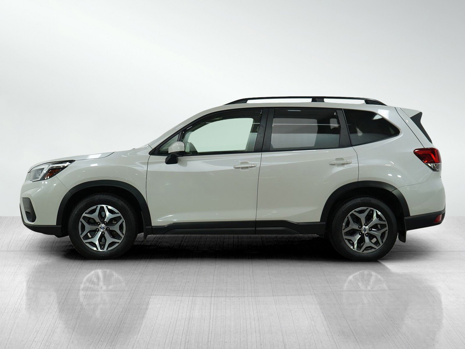 Used 2019 Subaru Forester Premium with VIN JF2SKAEC2KH544419 for sale in Minneapolis, Minnesota