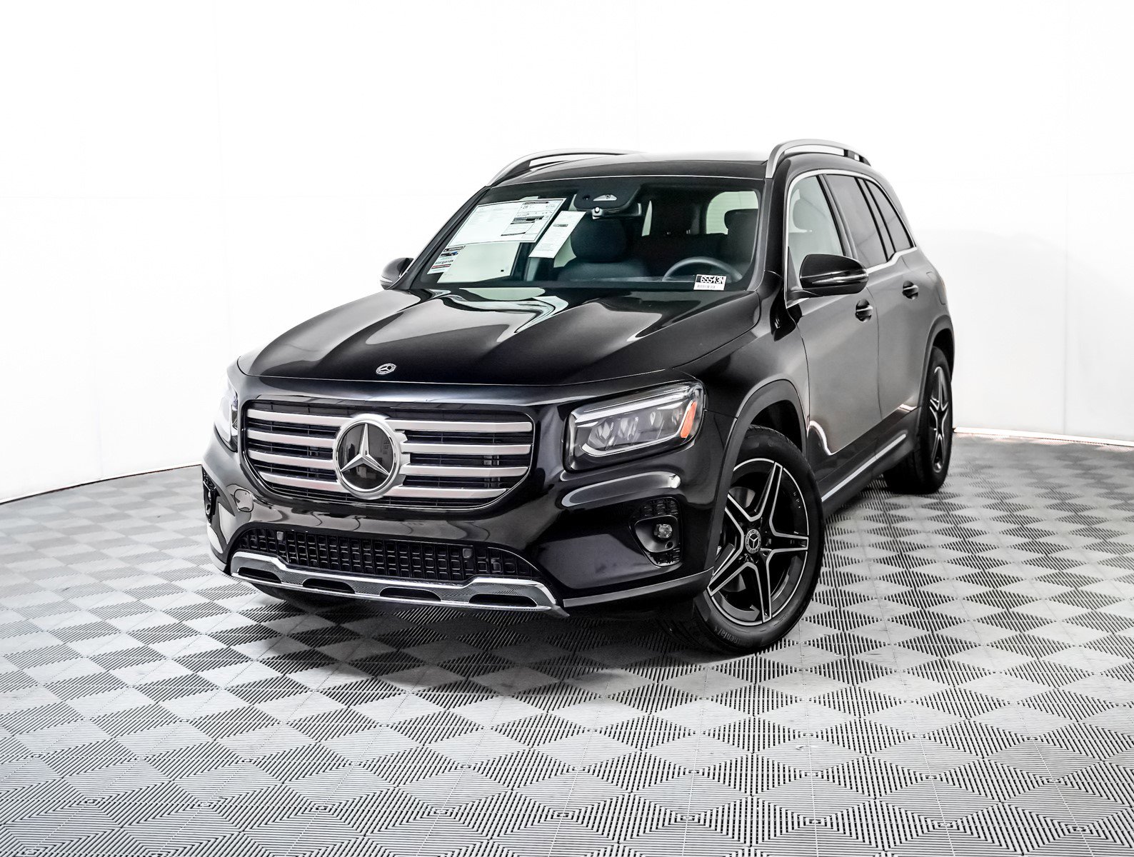 2026 Mercedes-Benz GLB