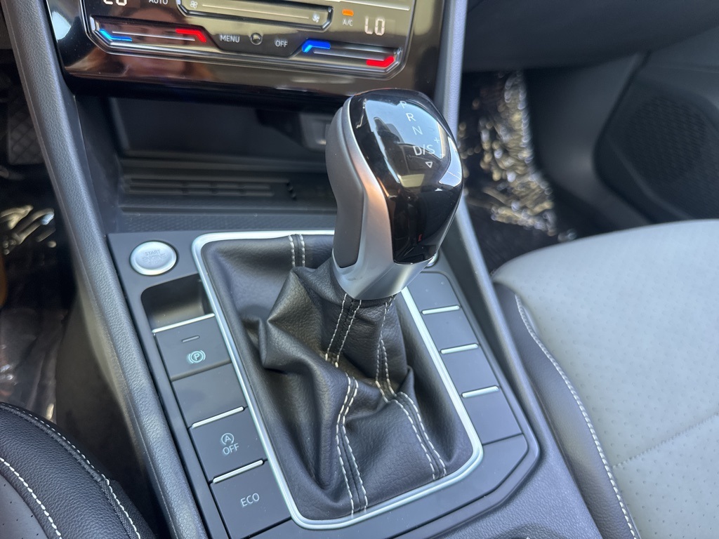 2025 Volkswagen Jetta 1.5T SE photo 21