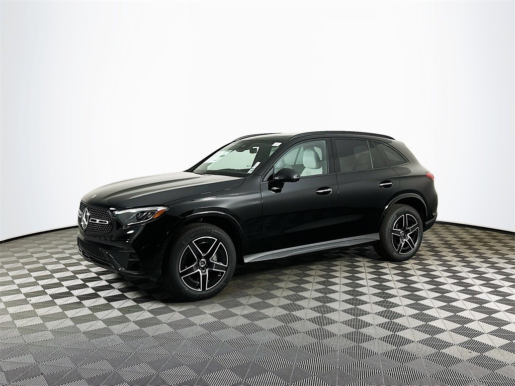 2026 Mercedes Benz GLC 300 4MATIC photo 2