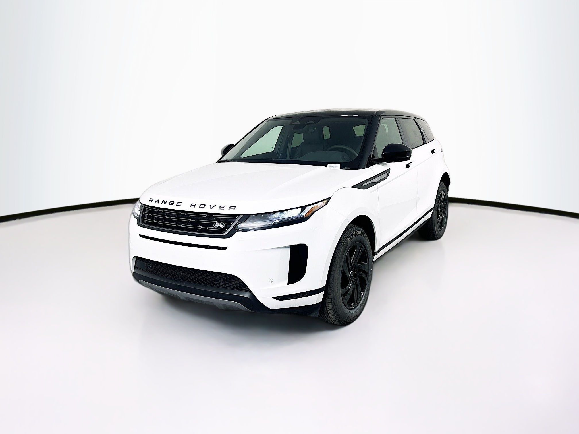2026 Land Rover Range Rover Evoque S's photo