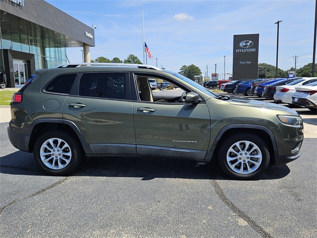 2020 Jeep Cherokee Latitude photo 14