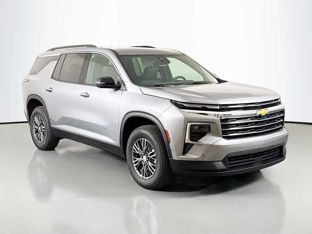 2026 Chevrolet Traverse LT's photo