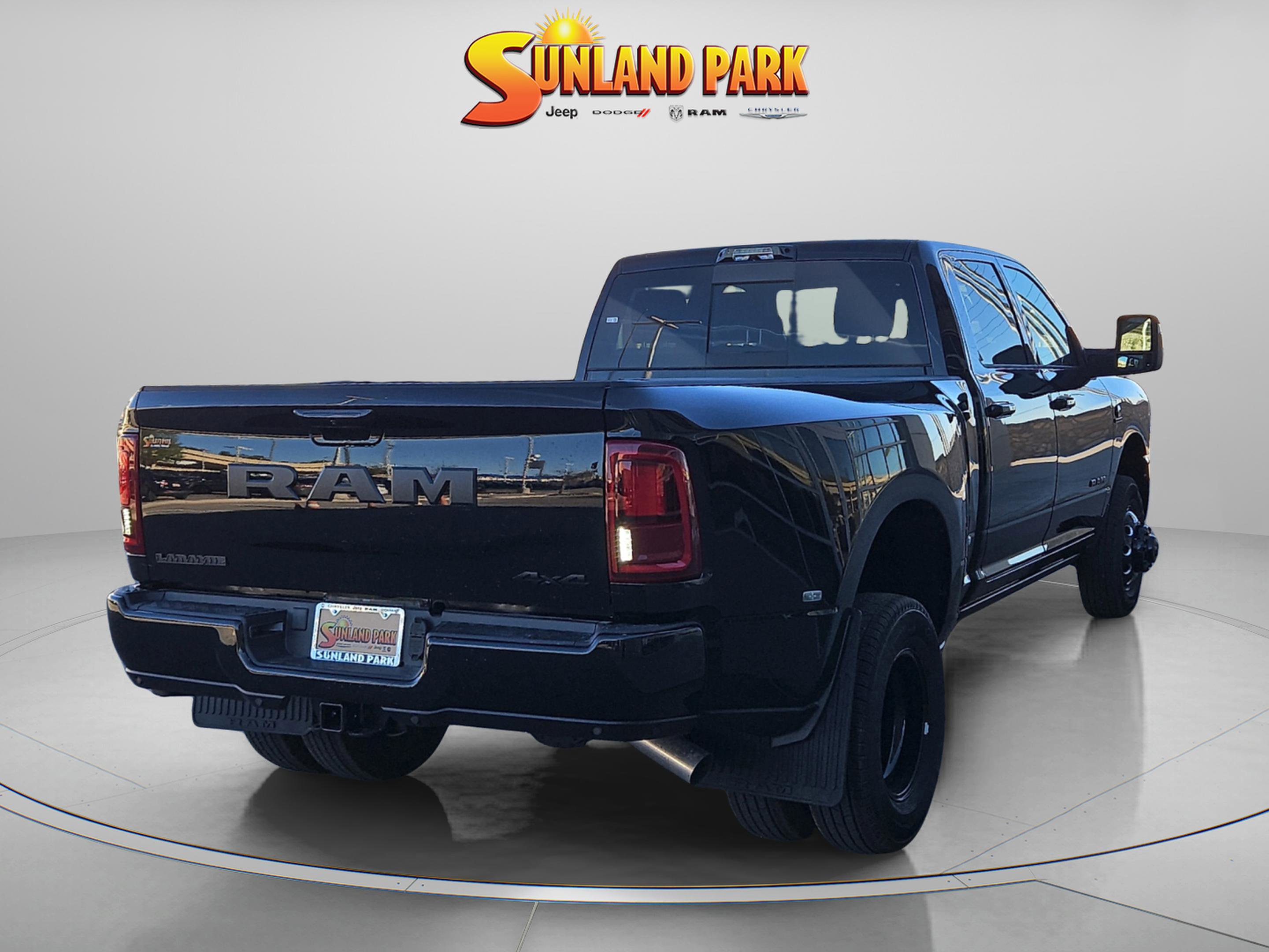 2026 Ram 3500 Laramie photo 4