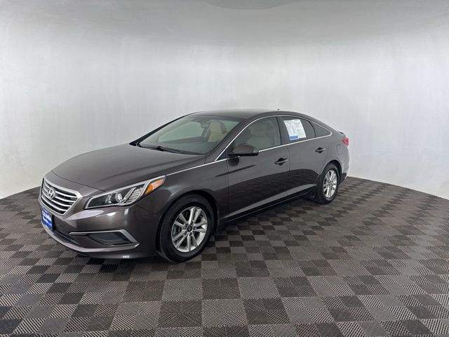 2016 Hyundai Sonata SE photo 3