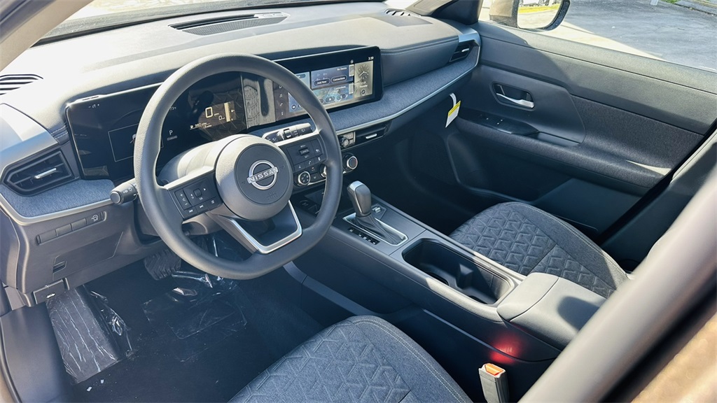 2026 Nissan Kicks SV photo 9