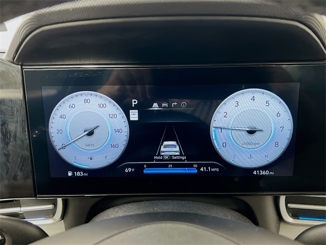2024 Hyundai Elantra Limited photo 14