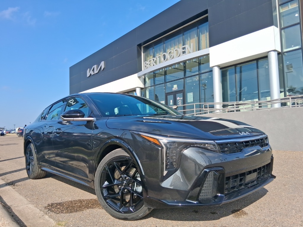 2026 Kia K4 GT-Line Turbo's photo