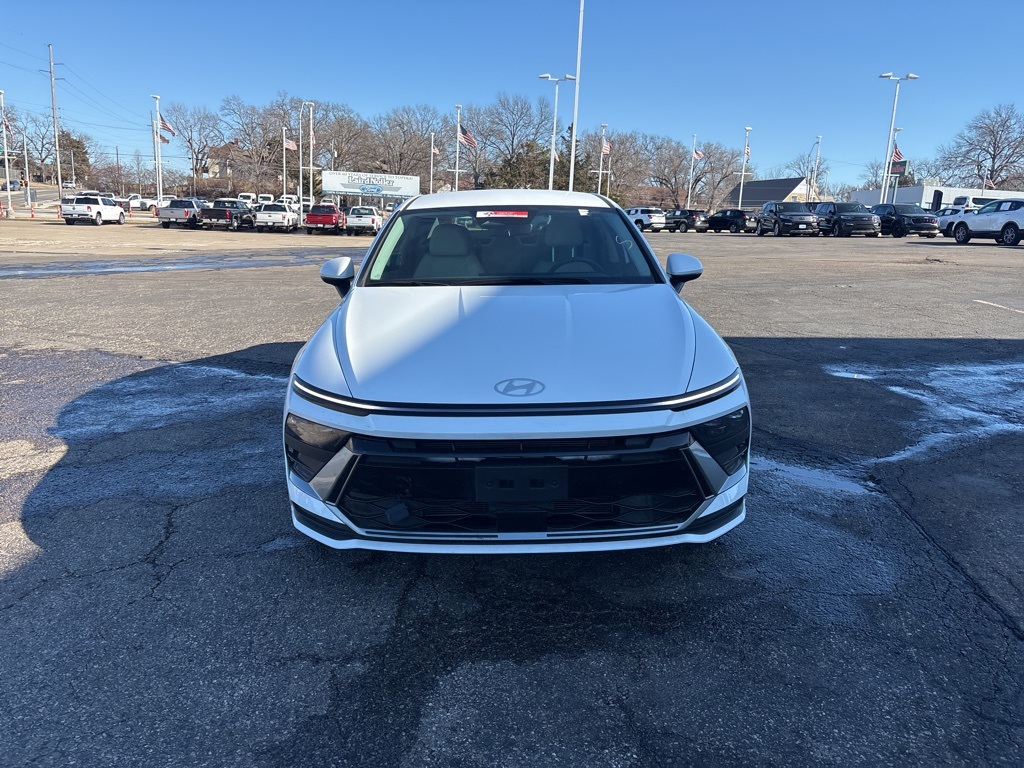 Used 2025 Hyundai Sonata SE with VIN KMHL24JA5SA444277 for sale in Kansas City