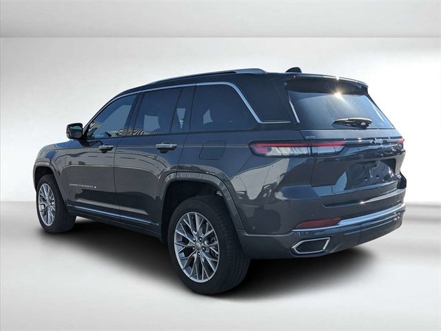 2022 Jeep Grand Cherokee Summit photo 4