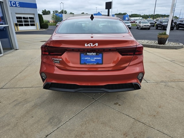 2022 Kia Forte LXS photo 8