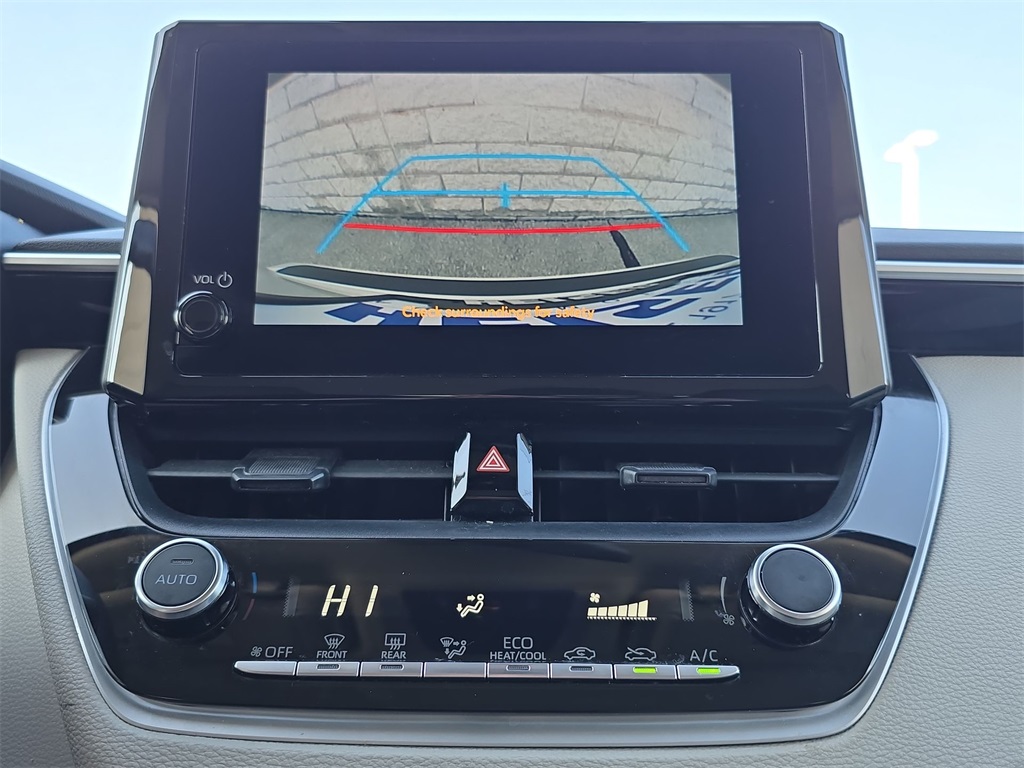 2023 Toyota Corolla LE photo 21