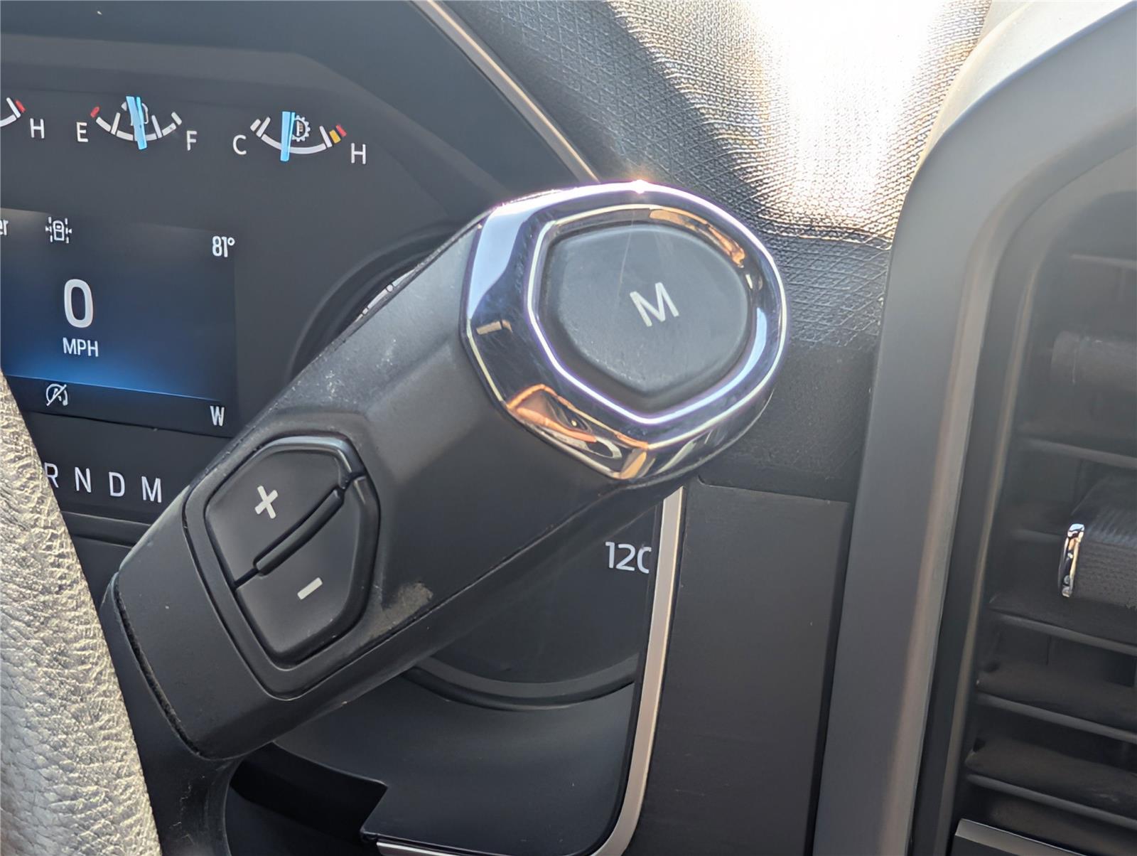2023 Ford F-150 XLT photo 22