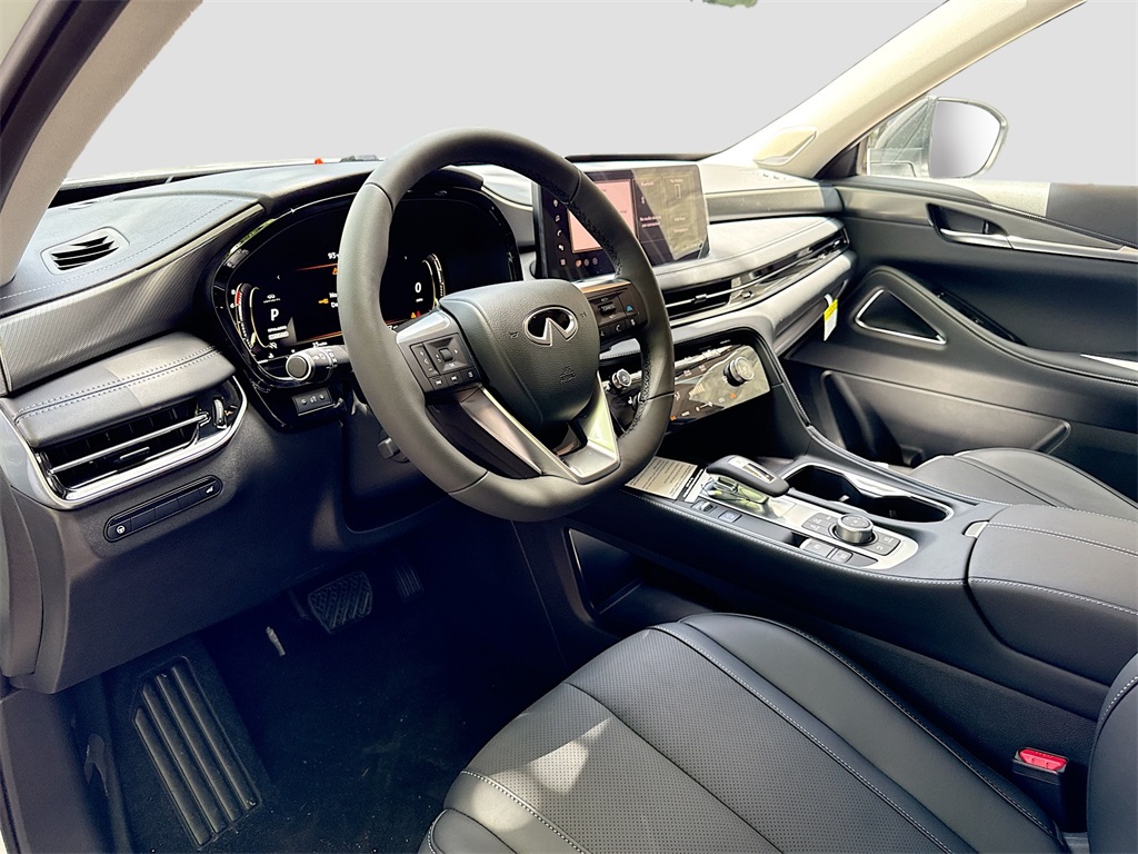 2026 Infiniti QX60 Luxe photo 9