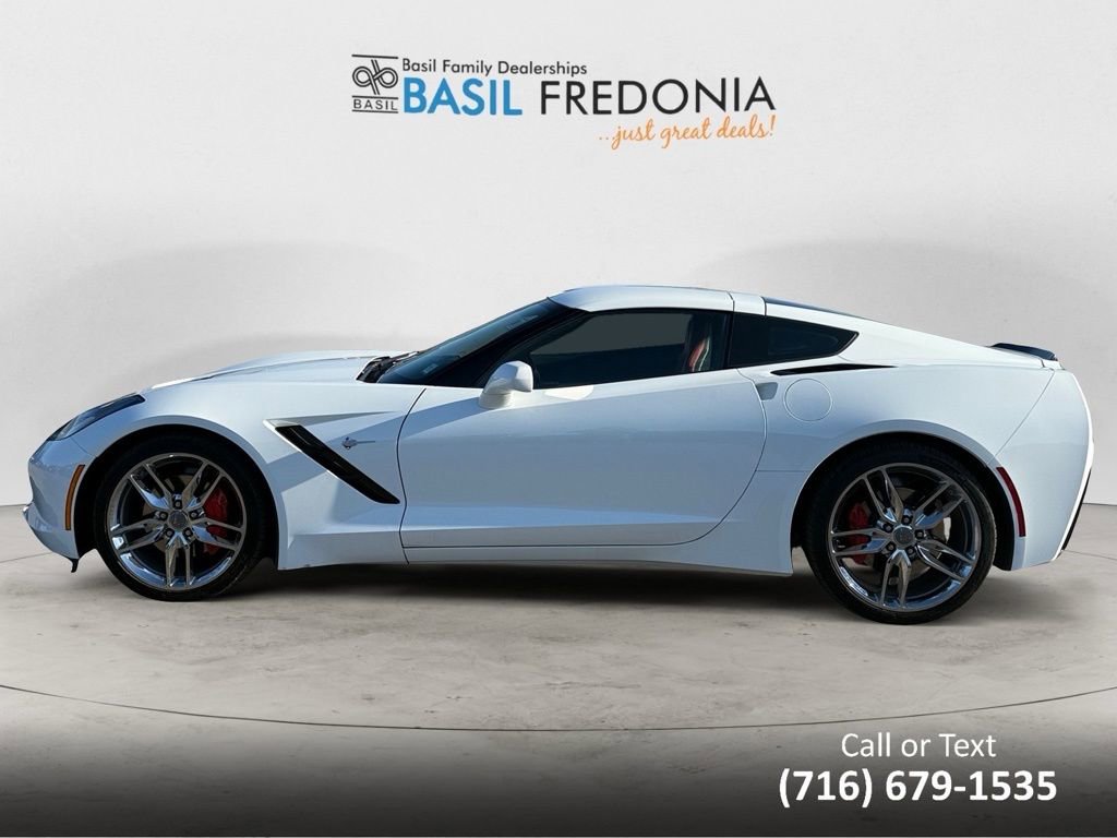 2019 Chevrolet Corvette Stingray 1LT photo 2