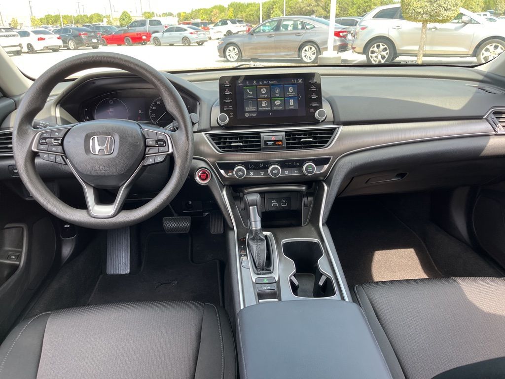 2022 Honda Accord LX photo 18