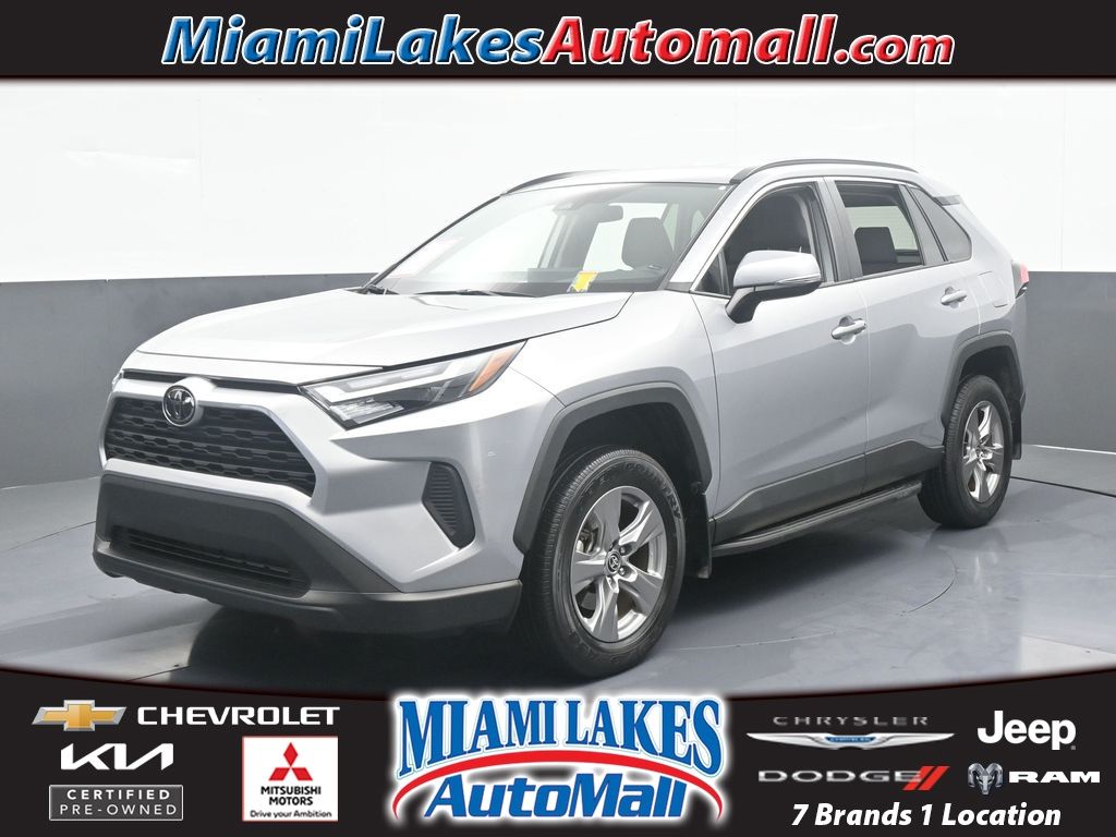 2023 Toyota RAV4 XLE
