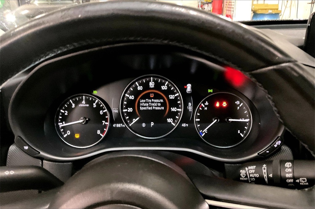 2023 MAZDA CX-50 - Image 19