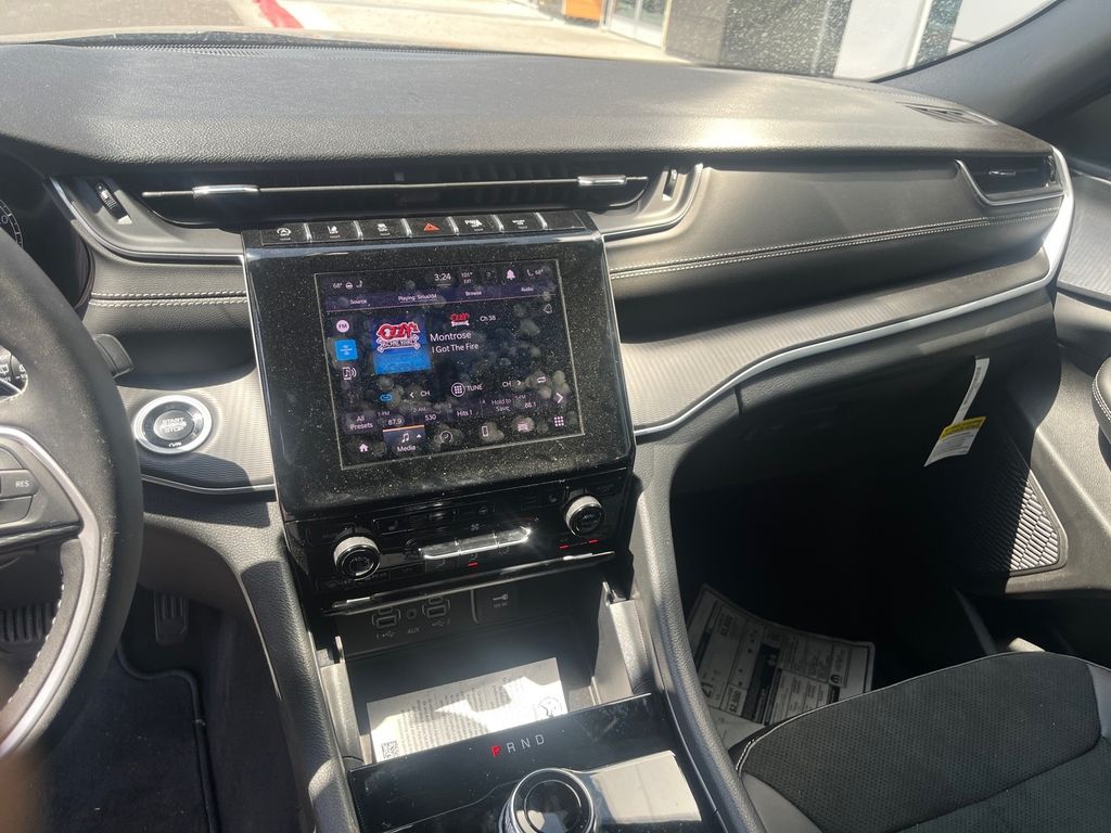 2025 Jeep Grand Cherokee Altitude X photo 22