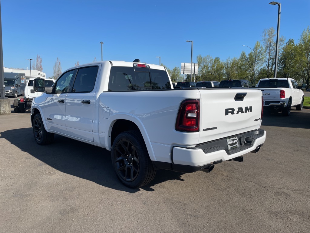 2025 Ram 1500 Laramie photo 3