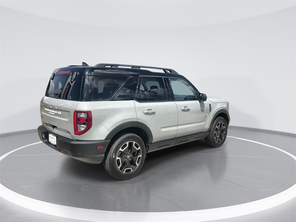 2022 Ford Bronco Sport Outer Banks photo 4
