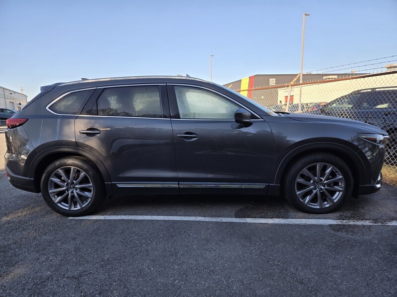 2021 Mazda CX-9 Grand Touring photo 2