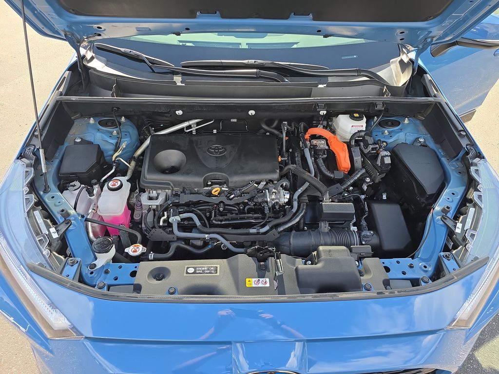 2022 Toyota RAV4 Hybrid SE photo 33