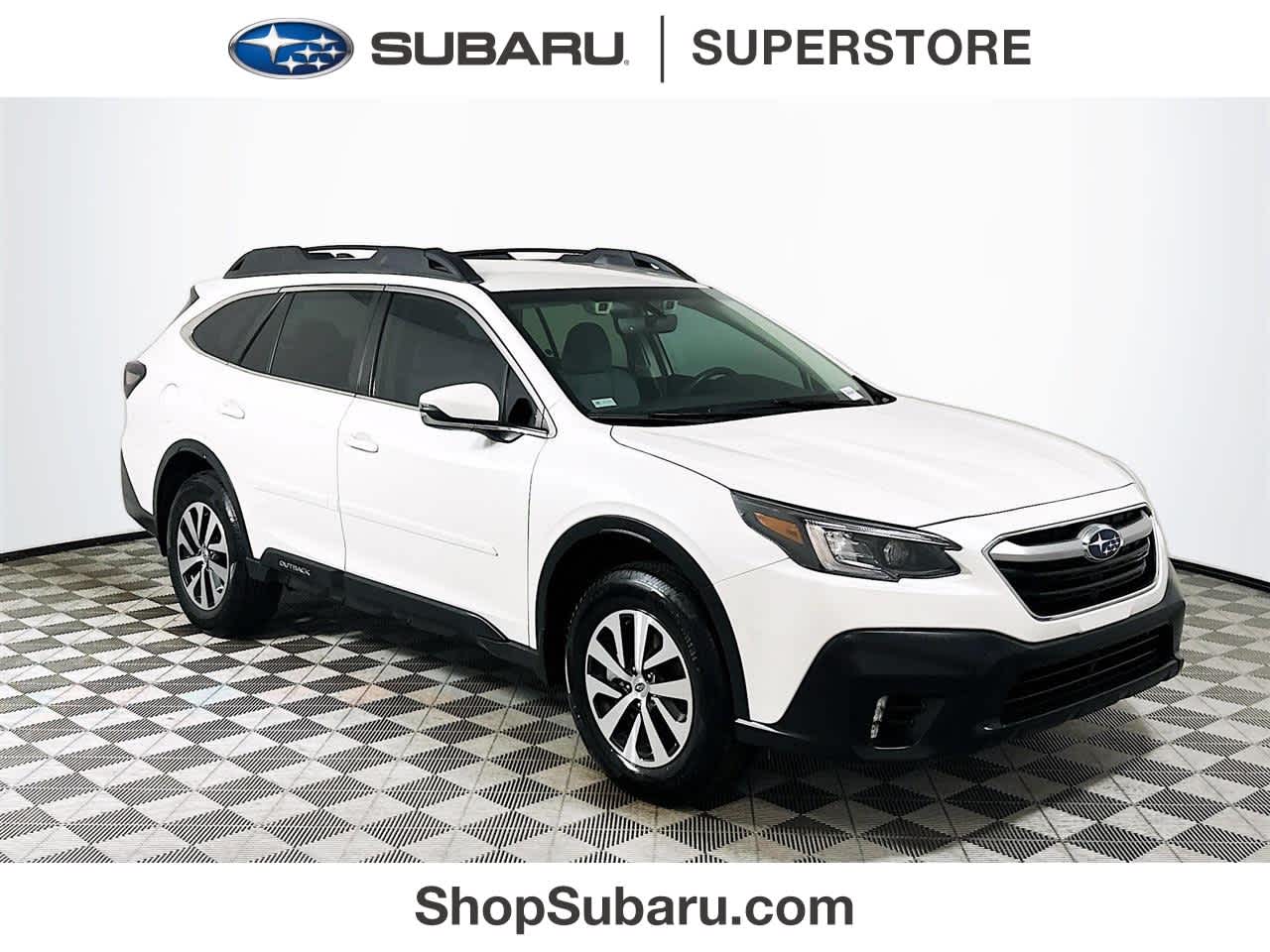 2022 Subaru Outback Premium's photo