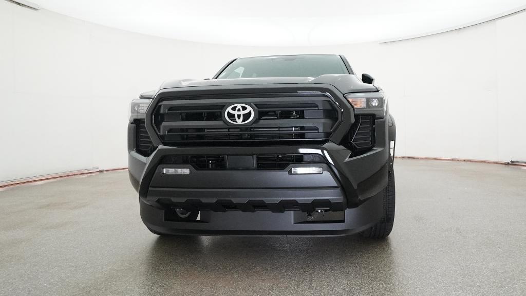 2025 Toyota Tacoma SR5 4x4 Double Cab photo 3