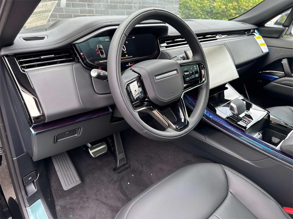 2025 Land Rover Range Rover Sport SE photo 17