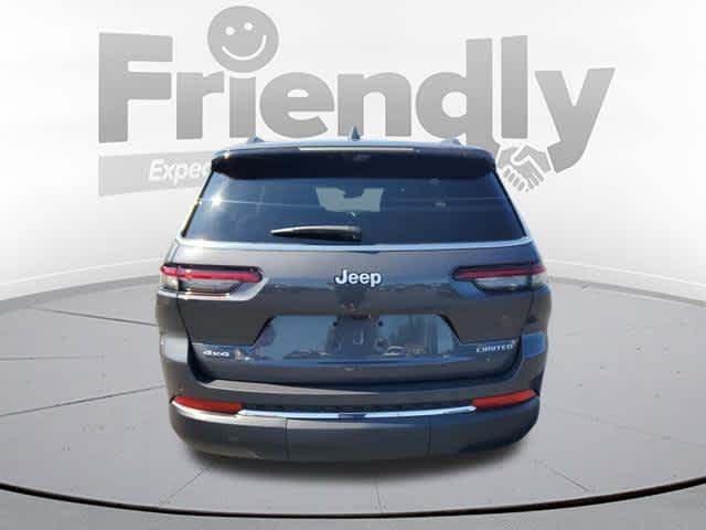 2025 Jeep Grand Cherokee Limited photo 4