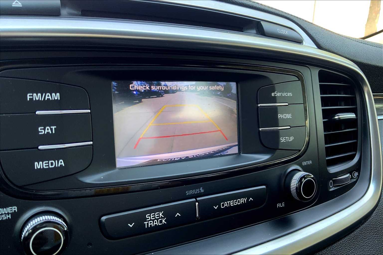 2016 Kia Sorento EX photo 22
