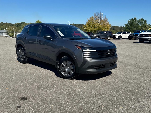 2025 Nissan Kicks S photo 2