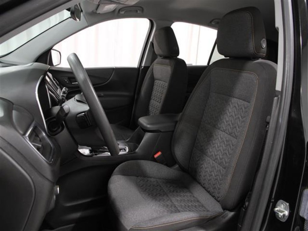 2022 Chevrolet Equinox LT photo 4