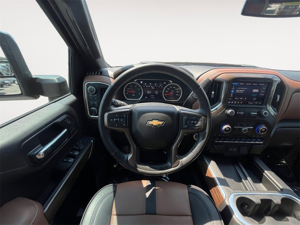 2022 Chevrolet Silverado 2500HD High Country photo 11