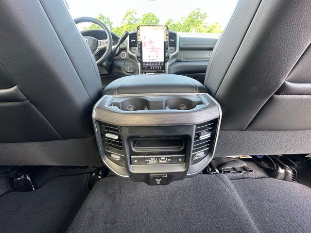 2025 Ram 2500 Laramie photo 33