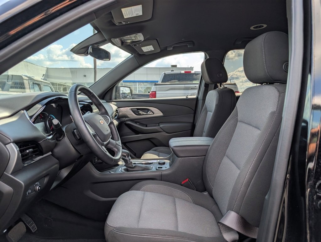 2023 Chevrolet Traverse Cloth 1LT photo 6