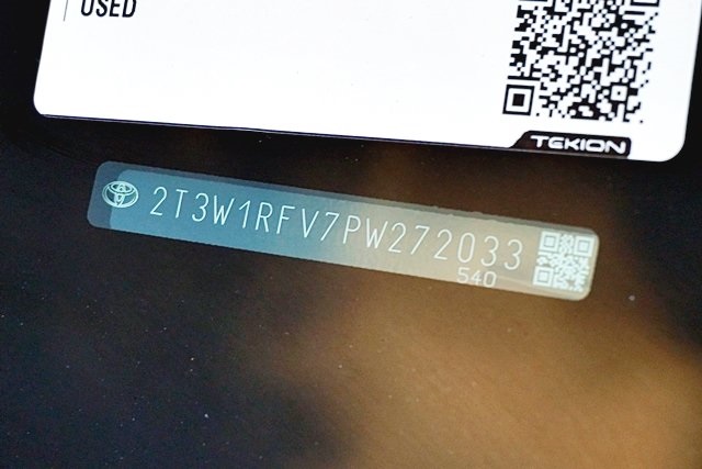 Used 2023 Black Toyota XLE image 34