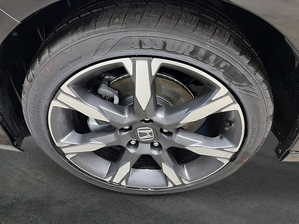 2026 Honda Civic Sport Touring photo 8