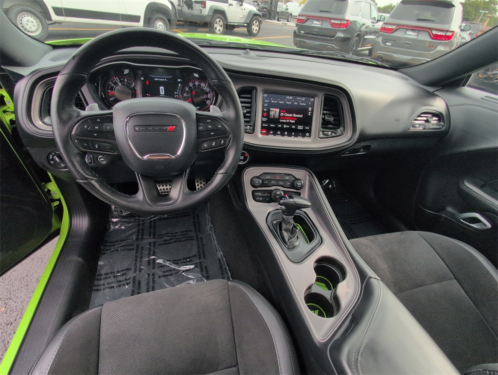 2023 Dodge Challenger R/T photo 14