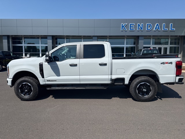 2025 Ford F-250 photo 26
