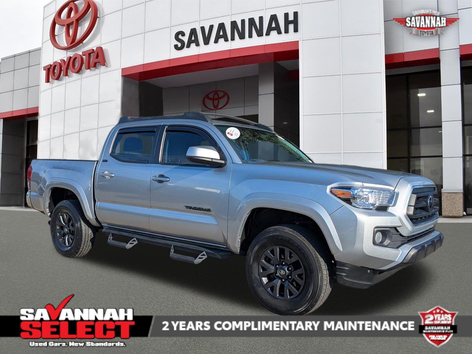 2023 Toyota Tacoma SR5's photo